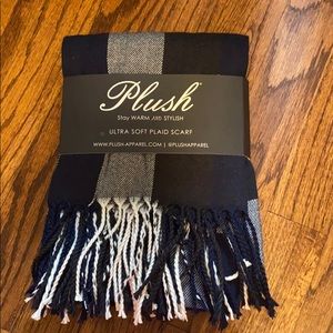 New winter plaid scarf